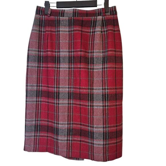 Nygard Collections Dresses & Skirts - Nygard Collections wool blend red/grey plaid skirt. Size 12.